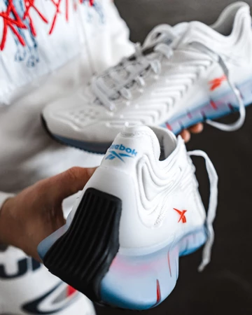 Reebok x Conor McGregor ZIG Kinetica - latest pickup