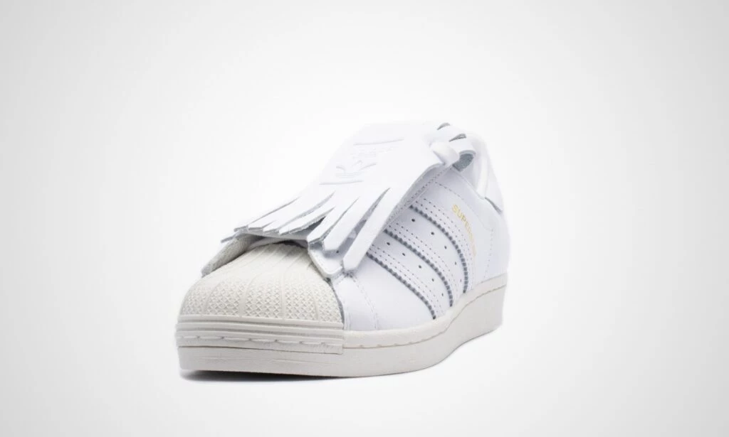 新作＊Adidas Originals Superstar Fringe＊Fv3421 adidas Superstar Fringe Kiltie FV3421 Release Date - Sneaker