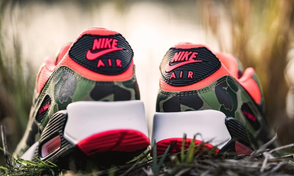 Nike air max 90 reverse duck camo raffle best sale