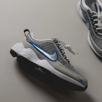Nike Air Zoom Spiridon SP Metallic Silver Mood Außenseite