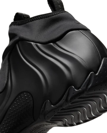 Nike Air Flightposite Triple Black Ferse Details