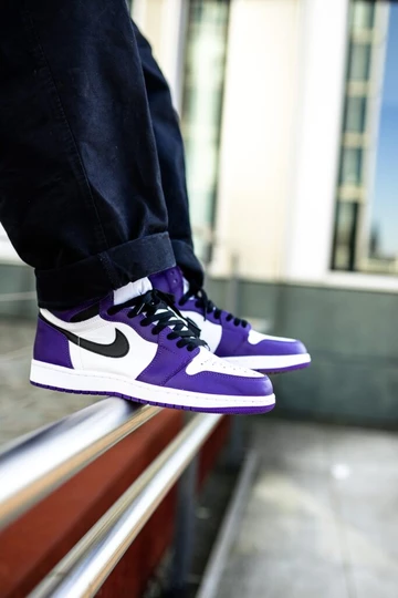 Nike Air Jordan 1 Court Purple - on feet