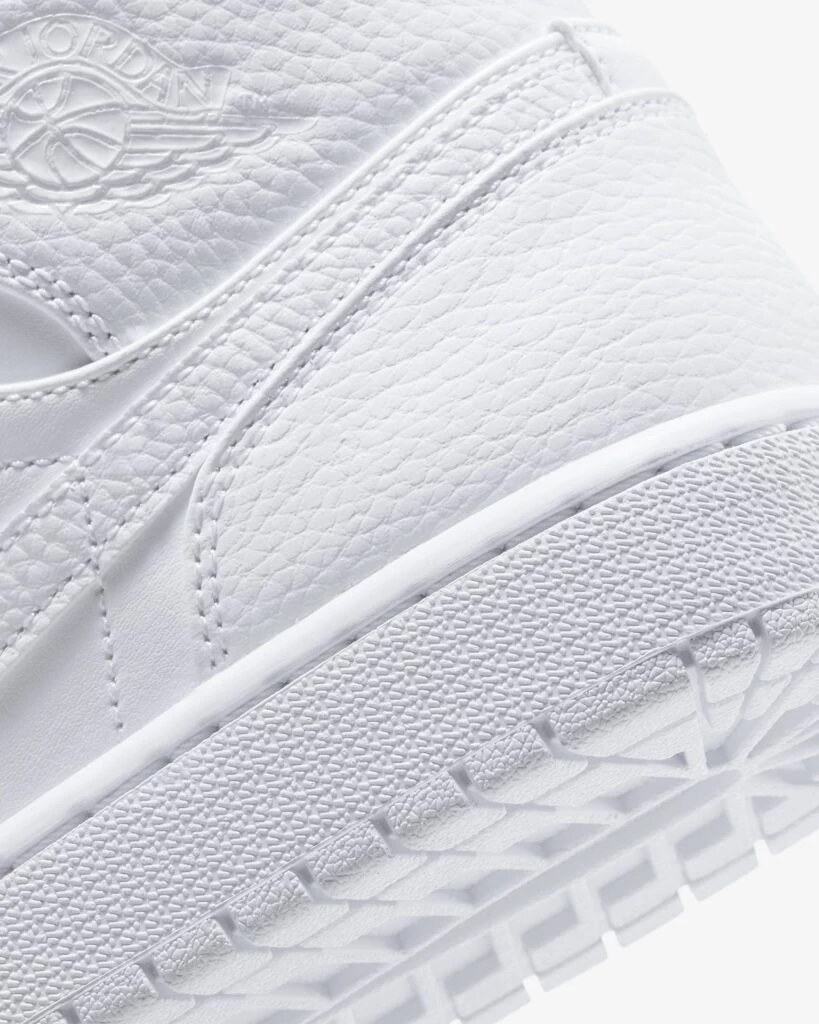 Nike Air Jordan 1 Mid All White 554724 130 Dead Stock