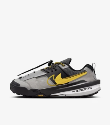 sacai x Nike Zegamadome SP Pack Außenseite