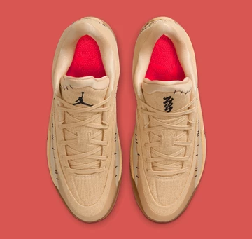 Air Jordan Zion 4 Voodoo von oben