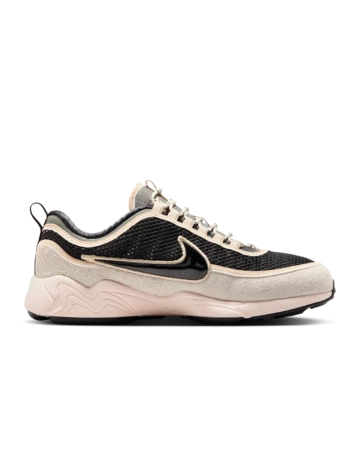 UNDEFEATED x Nike Air Zoom Spiridon Phantom Innenseite