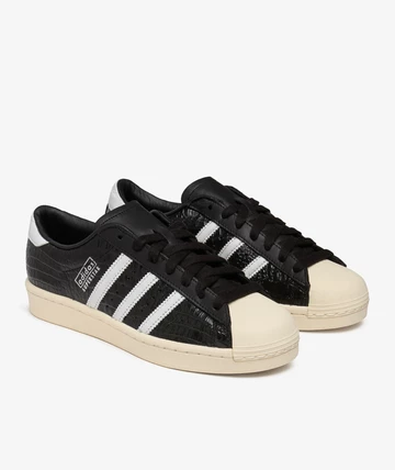 adidas Superstar Vintage Pack schräg