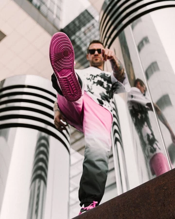 Nike Air Jordan 1 Low Active Fuchsia - on feet