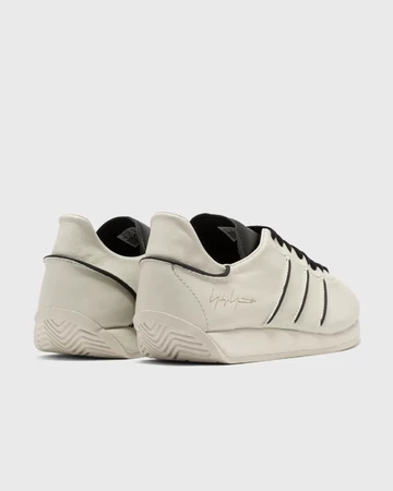 Y-3 x adidas Country Pack schräg