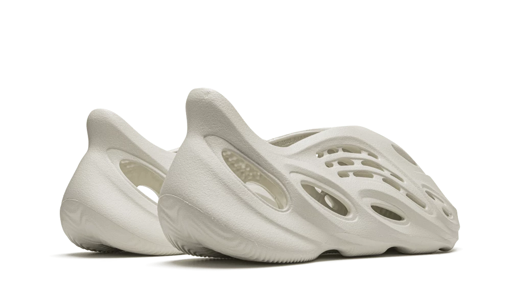 adidas-yeezy-foam-runner-