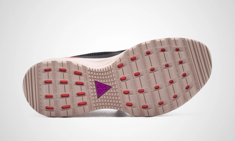 Nike ACG Zoom Air AO Laser Crimson CT2898-001 | Dead Stock