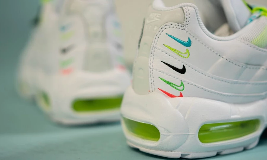 Nike Air Max 95 SE Worldwide Pack Dead Stock