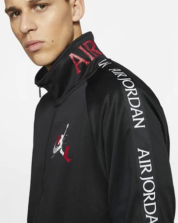 Nike Sale - up to 80% off