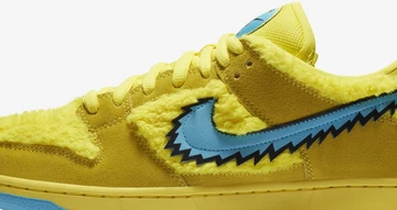 Grateful Dead x Nike SB Dunk Opti Yellow