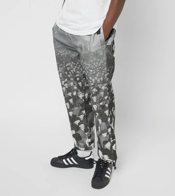 PLEASURES - new drop online