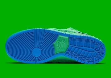 Grateful Dead x Nike SB Dunk Green