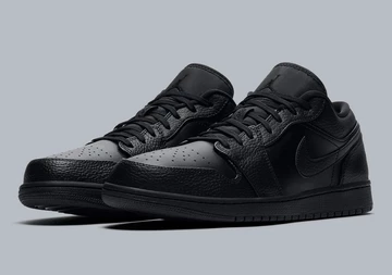 Nike Air Jordan 1 Low Triple Black