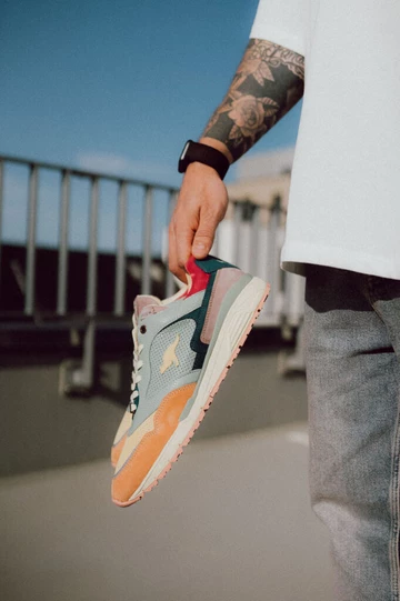 KangaROOS x The 6th Floor x WOMFT