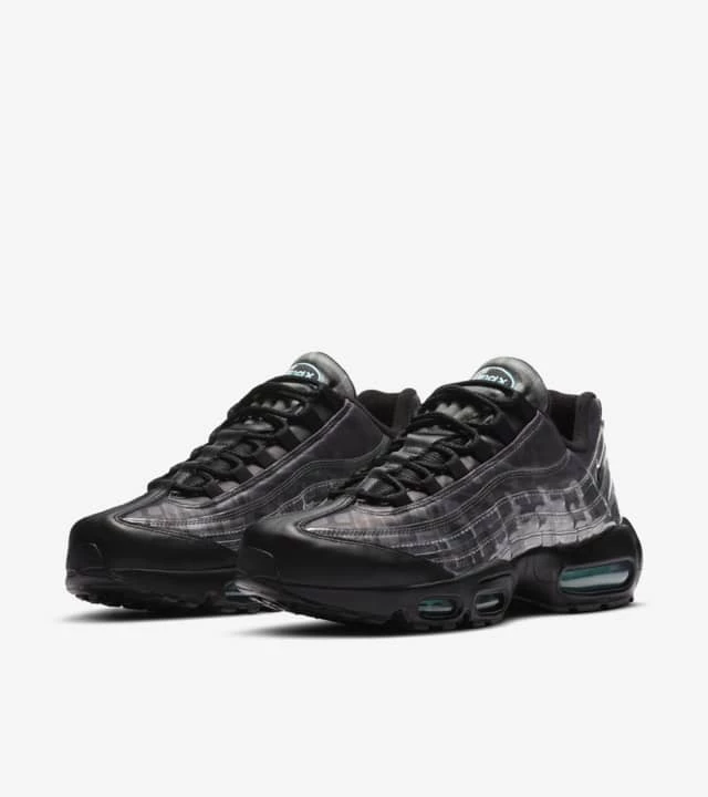 Nike Air Max 95 DNA Aurora Green DA7735-001 | Dead Stock