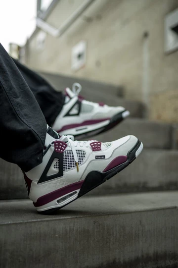 Jordan 4 PSG - on feet