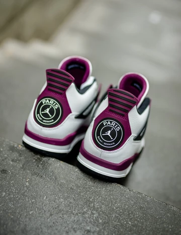 Jordan 4 PSG - on feet