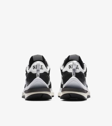 Nike x Sacai VaporWaffle Black