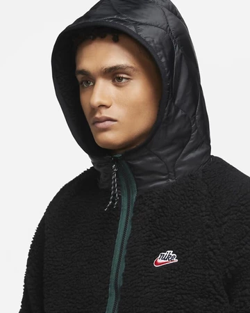 Hoodies und Crewnecks - Neuheiten bei Nike