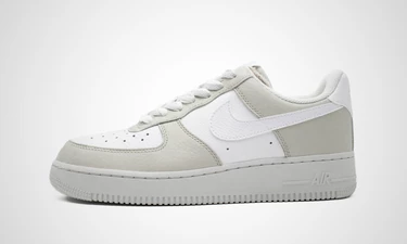 Nike Air Force 1 Light Bone