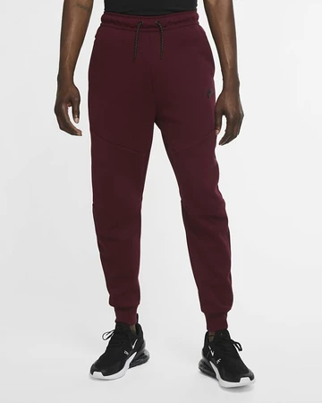 Hoodies und Crewnecks - Neuheiten bei Nike