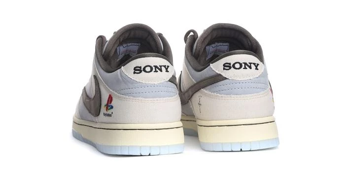 Travis Scott PlayStation Nike Dunk Dead Stock