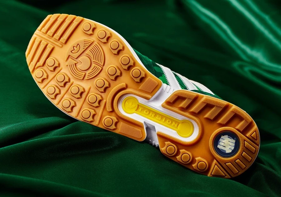 Bape x Undefeated x adidas ZX 8000 Green FY8852 | Dead Stock