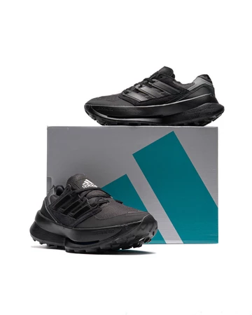 adidas EQT Agravic Core Black mit Verpackung