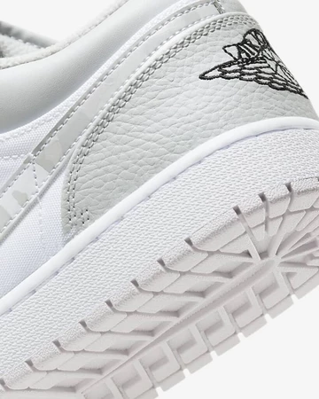 Jordan 1 Low Camo White