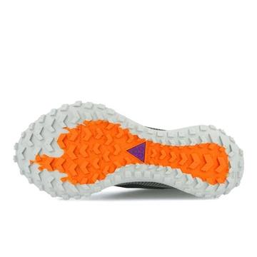 Nike ACG Mountain Fly Gore-Tex Metallic Silver