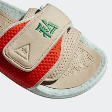 adidas Consortium Chancletas HU