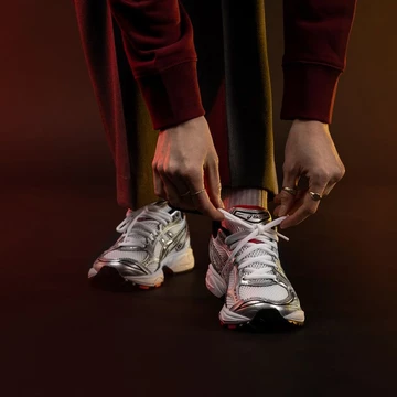 ASICS Gel Kayano 14 Classic Red