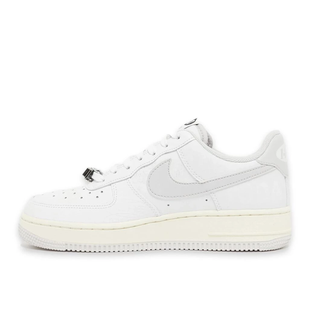 Nike Air Force 1 Low 1-800 Toll Free CJ1631-100 | Dead Stock