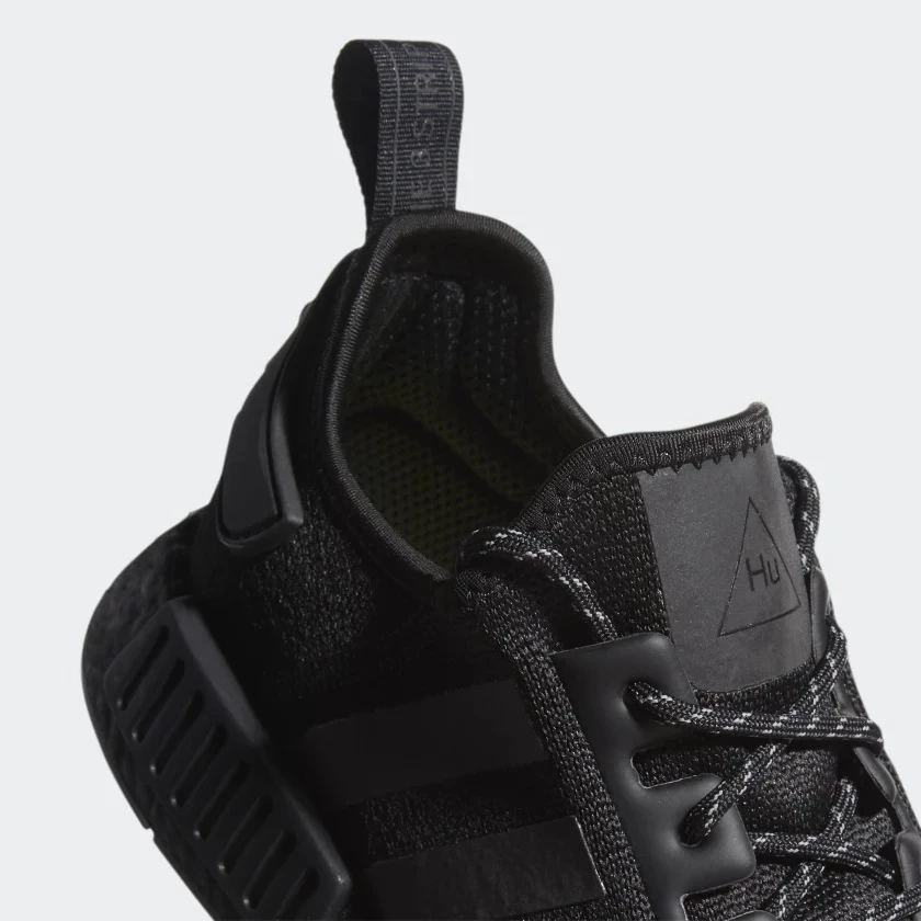 adidas gazelle silver green womens Adidas NMD R1 Triple Black (FV9015) – Prime main image 0
