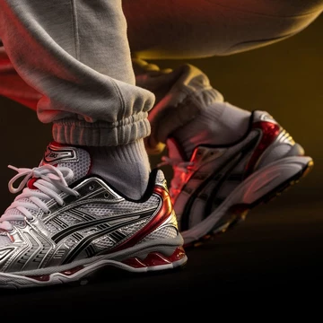 ASICS Gel Kayano 14 Classic Red