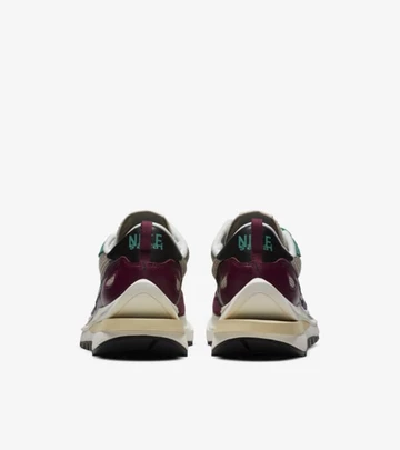 Nike x Sacai VaporWaffle Villain Red