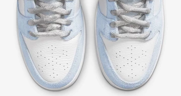 Nike SB Dunk Low x Sean Cliver Holiday Special