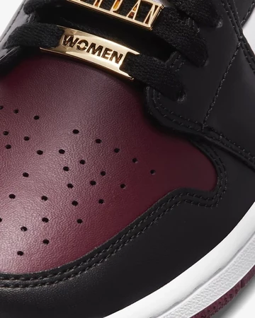 Nike Air Jordan 1 Mid Maroon