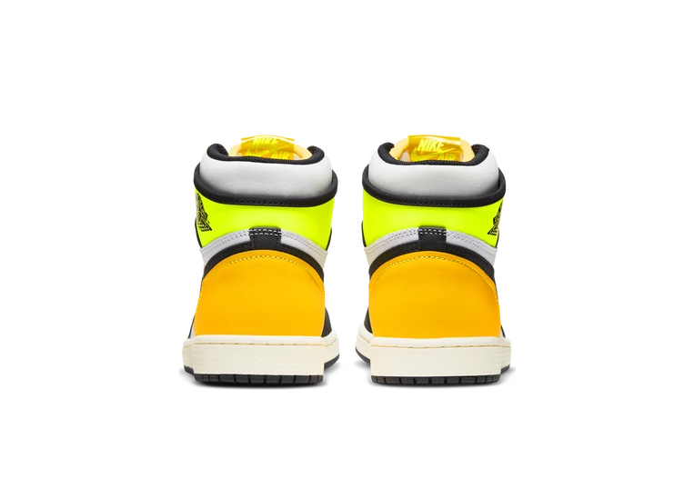 Jordan High OG Volt Gold 555088-118 Dead Stock