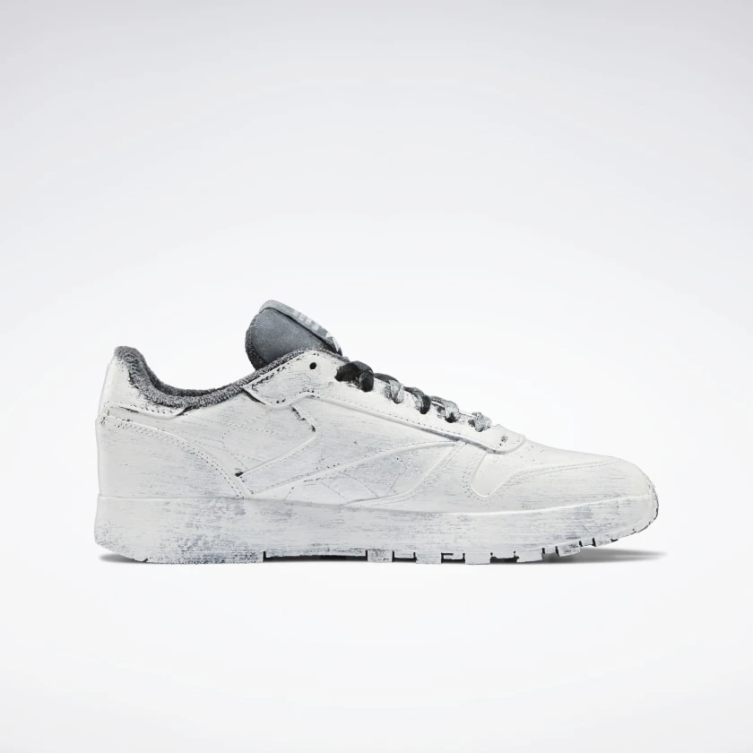 Maison Margiela x Rebook Classic Leather Tabi H04859 | Dead Stock