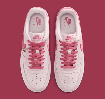 Nike Air Force 1 Valentines Day Pack