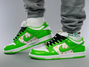 Supreme Dunk Low Mean Green