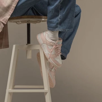 nike-dunk-low-orange-pearle-dd1503-102