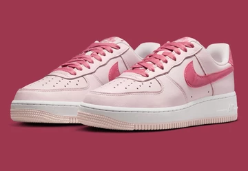 Nike Air Force 1 Valentines Day Pack