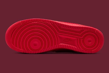 Nike Air Force 1 Valentines Day Pack