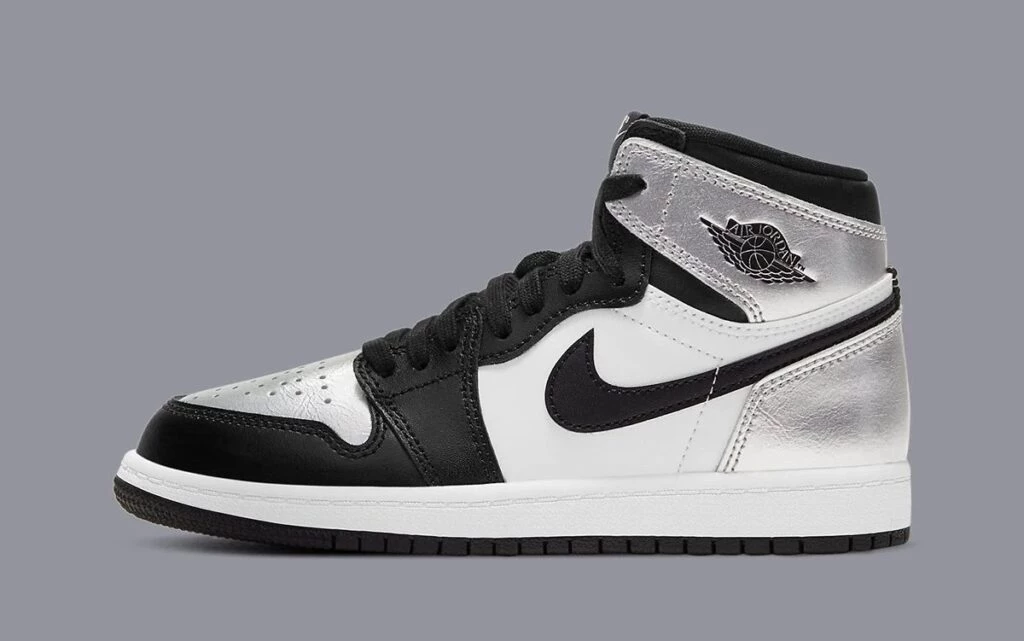 Silver toes jordan outlets 1s